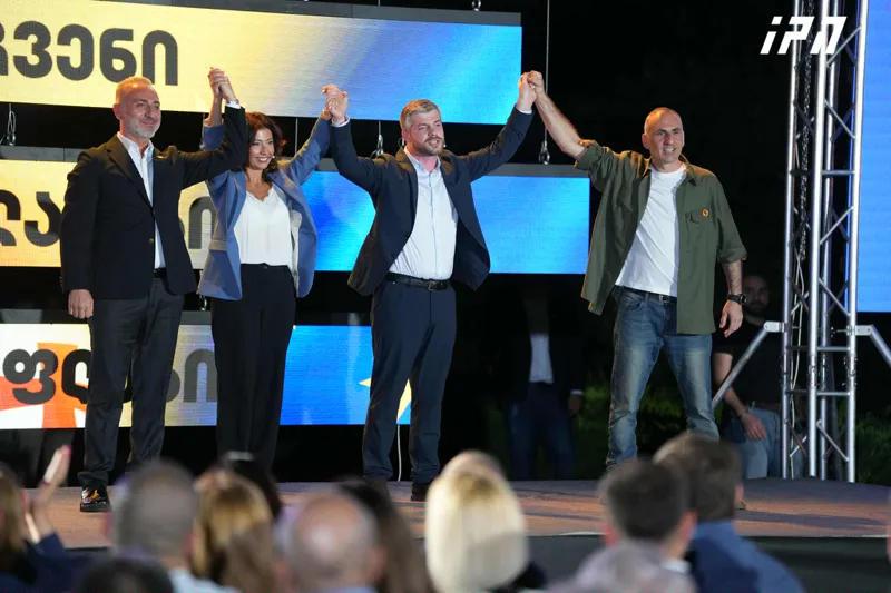 伊拉克利·库普拉泽任命阿列科·埃利萨什维利和塔塔·赫韦德利亚尼为第比利斯的副市长候选人，并任命乔治·沙拉什泽为市议会议长候选人。