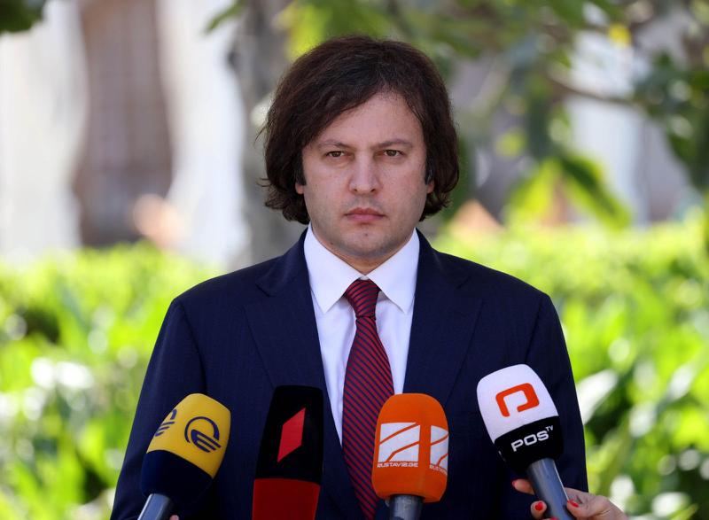 伊拉克利·科巴希泽：我们昨天看到可怜的国民运动在举行集会，他们现在处于歇斯底里的状况。