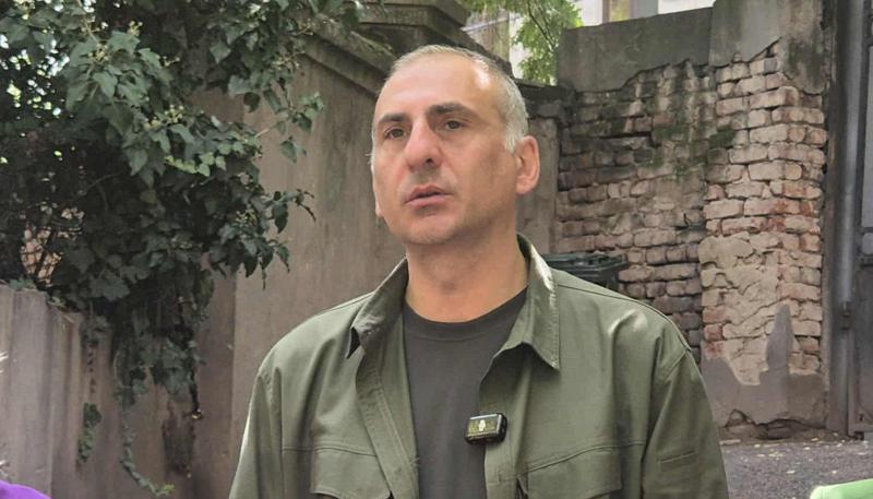 阿列科·埃利萨什维利 关于梅利基什维利大道的对抗：卡拉泽处于痛苦中；处于痛苦中的人会犯这样的错误——这是破坏行为，一个错误；卡拉泽不知道该怎么做，因为他在市民中无人可谈。