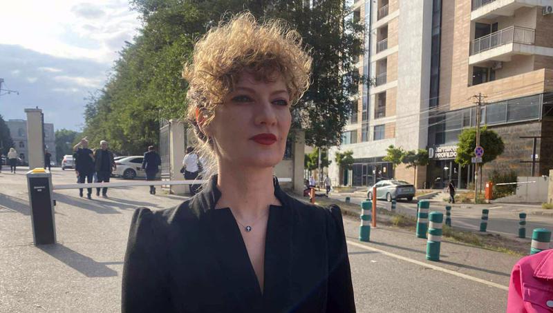 巴娅·帕塔赖亚：在审问过程中，我的Facebook帖子被一个一个地挑出来；这非常不严肃。问题主要关于为什么我写人们有罢工、集会和表达自己的权利。