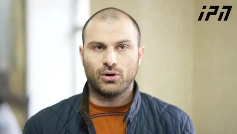 Beka Basiliaia: Even if we assume that Levan handed the phone to Murtaz, is that a crime? As for the alleged injuries of the SSG employees, it’s laughable – Murtaz told them, ‘I won’t let you go until you return my phone'; What kind of violence are we talking about?!