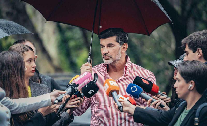 卡哈·卡拉泽：推翻、政变、焚烧或吊死某人——这些当然是违法的，会受到法律惩罚；如果有人认为这些行为不会受到惩罚，他们就大错特错了；我们有大量信息、具体证据和事实——让我们等待一切展开。