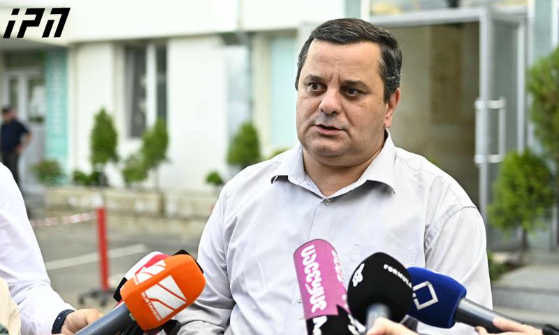 律师：我们见过许多在法庭上的推理与法律不符，但与算术不符——这是第一次；如果胡安舍尔·布尔丘拉泽收到了少量非法收入，他根本无法洗钱更大的金额。