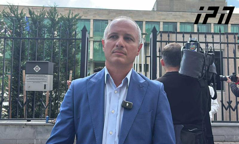 Giorgi Kondakhishvili：在审讯记录中，特别任务部门的三个雇员声称他们听到了Khabeishvili关于奖励的采访，将其视为侮辱，并认为这是一种贿赂提议——这些指控是荒谬的。