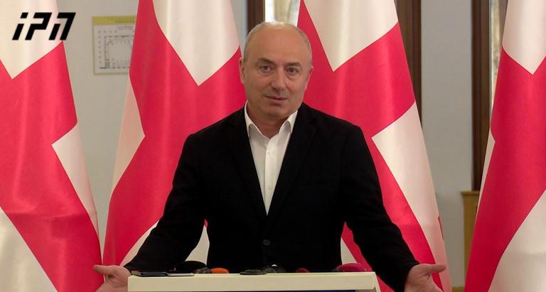 Guram Macharashvili 关于 Aleko Elisashvili：这是“全球战争党”在格鲁吉亚拥有的那种所谓政客的经典例子——他们甚至可能会告诉我们，这也属于言论自由的范畴，而且不要感到惊讶。