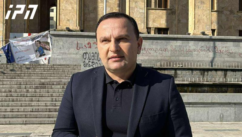 Paata Manjgaladze: 我们不是一个有组织的团体；除了拍照片之外，什么都没有将我们联系起来；我并不在任何部分感到内疚——我一直说，我支持集会，但不是组织者。