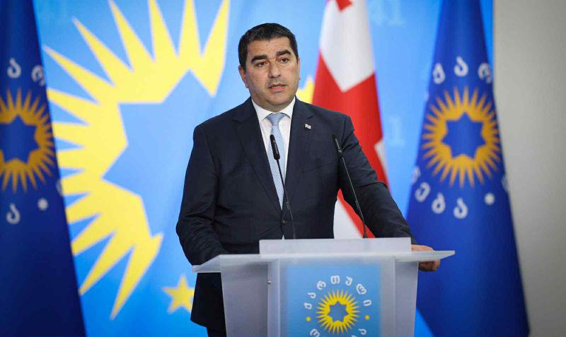 沙尔瓦·帕普阿什维利：如果我理解正确的话，卡拉斯和科斯并没有为他们的发言人支持呼吁推翻政府的集会而道歉——至于他们的选举评估，我再次敦促他们不要传播虚假的叙述。