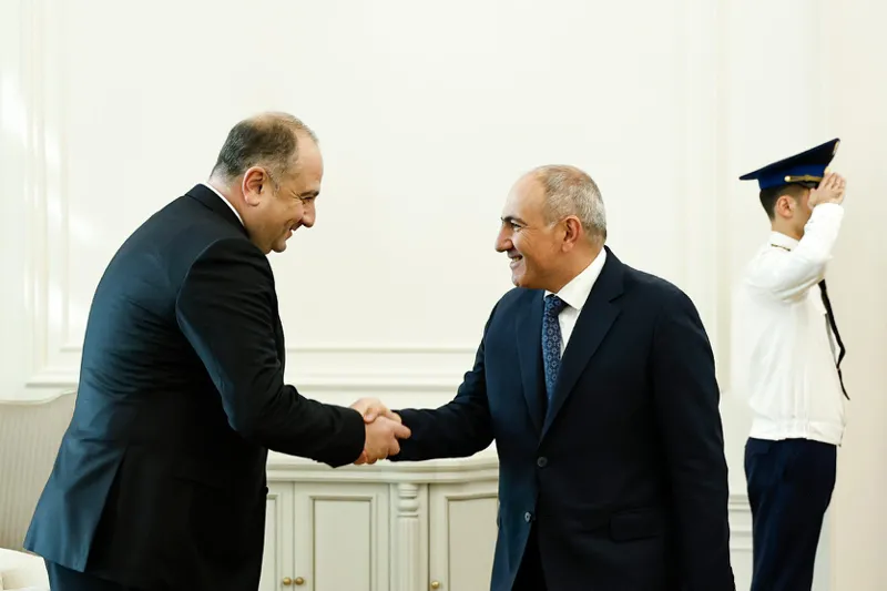 Վրաստանի պաշտպանության նախարարը հանդիպել է Նիկոլ Փաշինյանի հետ