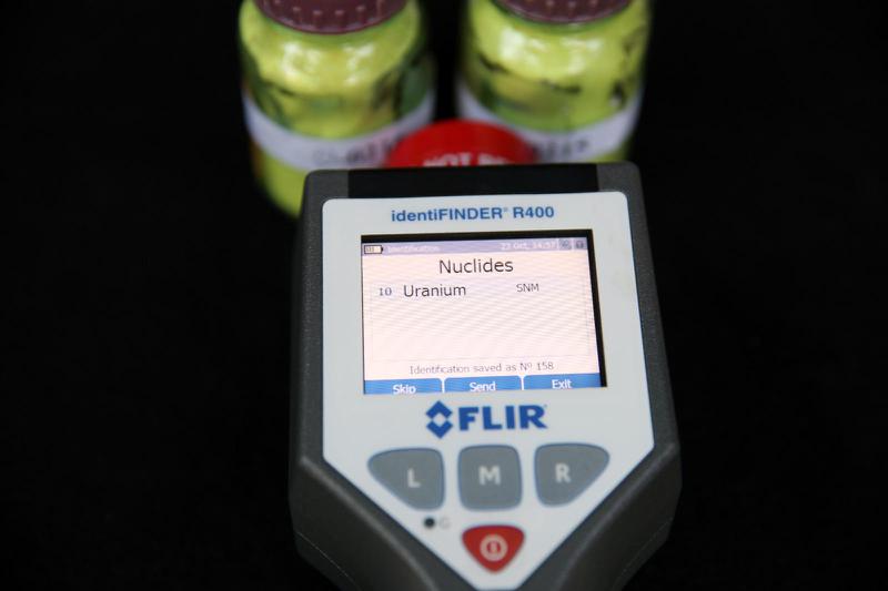 国家安全局在第比利斯拘留了三名中国公民，因为他们试图非法获取2公斤核材料——铀。