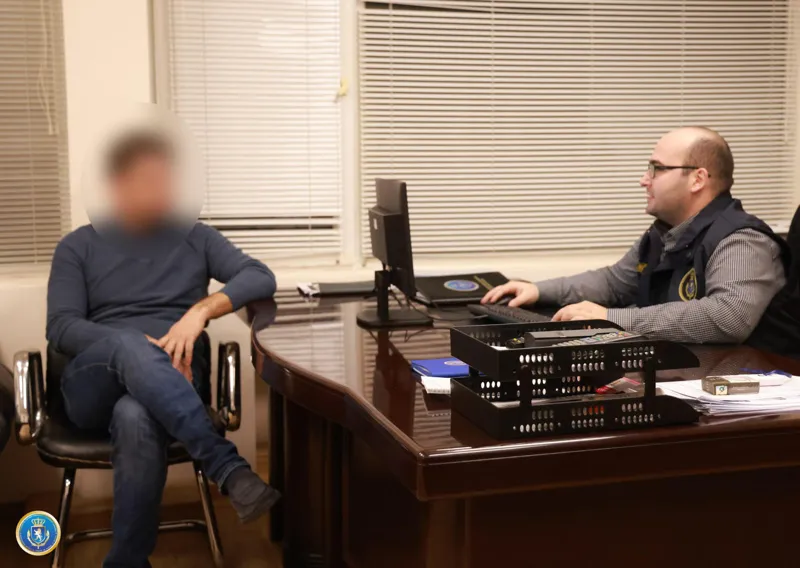 The Investigative Service of the Ministry of Finance has detained Davit Tabidze, the former Executive Director of the Municipal Development Fund