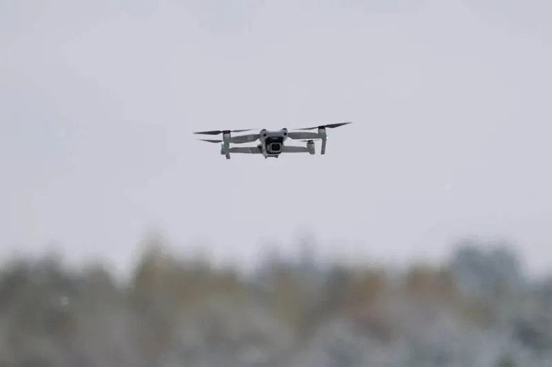 რუსული მხარის ინფორმაციით, ნოვოროსიისკში უკრაინული დრონებით თავდასხმამ ნავთობბაზა დააზიანა