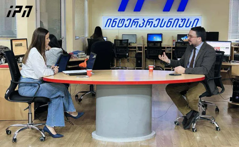 Tazo Datunashvili: There is an old Tbilisi saying: ‘Even three men are a gang,’ and now that too becomes punishable; they say, ‘No one cares about 50 people,’ ‘Let them do whatever they want,’ and at the same time, they restrict standing on the sidewalk; they have hysterical, panicked fear — there is no other explanation