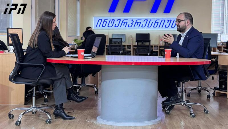 格里戈尔·格格利亚 - 科巴希泽 也会影响到伊万尼什维利，我经常开玩笑说这件事，但现在不再好玩了，伊万尼什维利创造了一个这样的怪物，以至于它最终会影响到他自己——伊拉克利·科巴希泽 是俄罗斯情报机构更有趣的项目。