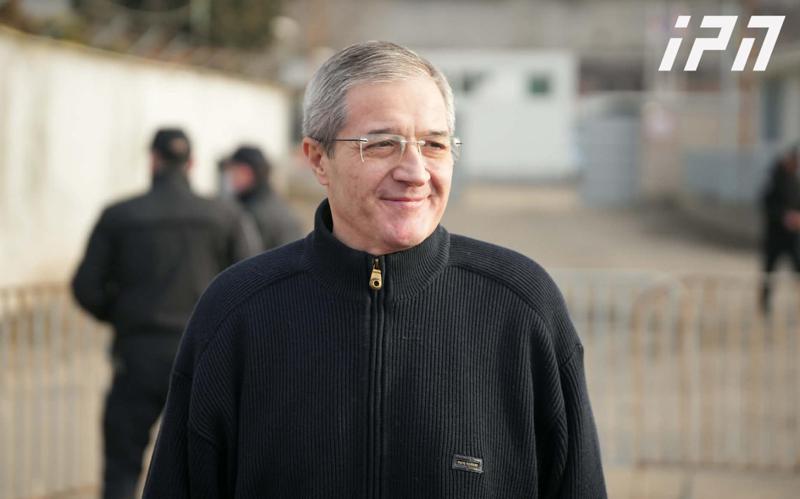 另一个反对派政客吉维·塔尔加马泽被国家安全局传唤接受讯问。