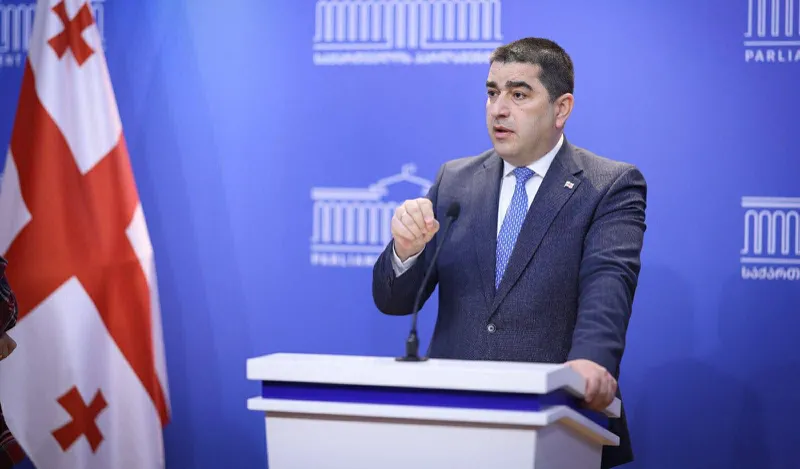 შალვა პაპუაშვილი ქართველი ხალხის მეგობრობა სიტყვებით არ იზომება მეგობრობა ძლიერდება პასუხისმგებლობით, ქართველი ხალხის სუვერენიტეტისა და კონსტიტუციური ...