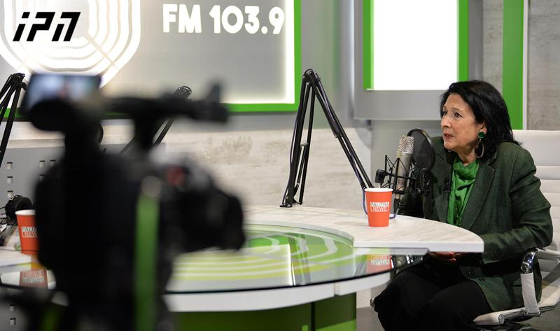 Salome Zurabishvili - 我不再能创建一个政党，那段时间对我来说已经过去了，现在我的角色不同了，至于辩论，在一次一小时的辩论中，与首相达成某些事情的机会是没有的，这是花样滑冰。