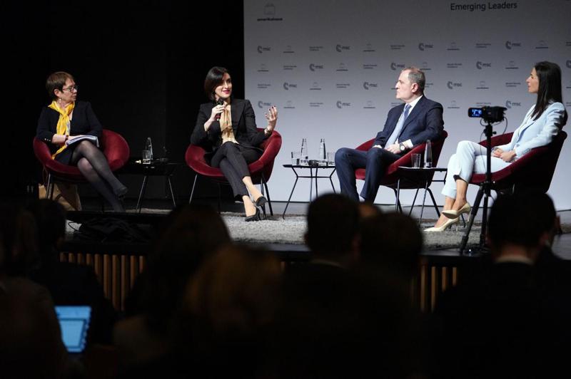 Maka Botchorishvili 参加了慕尼黑安全会议上的一个小组讨论。