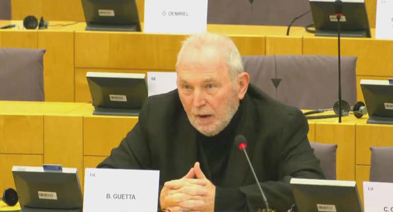 欧洲议会成员 - 格鲁吉亚不能回到民主道路和欧盟，直到俄罗斯和普京在乌克兰没有被击败 - 为了帮助格鲁吉亚，我们必须帮助乌克兰。