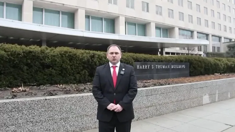 ნიკოლოზ სამხარაძე აშშ ის სახელმწიფო მდივნის მოადგილეს ევროპისა და ევრაზიის საკითხებში განვიხილეთ ღირებულების გათანაბრება დავადასტურეთ მზადყოფნა, დავიწ...