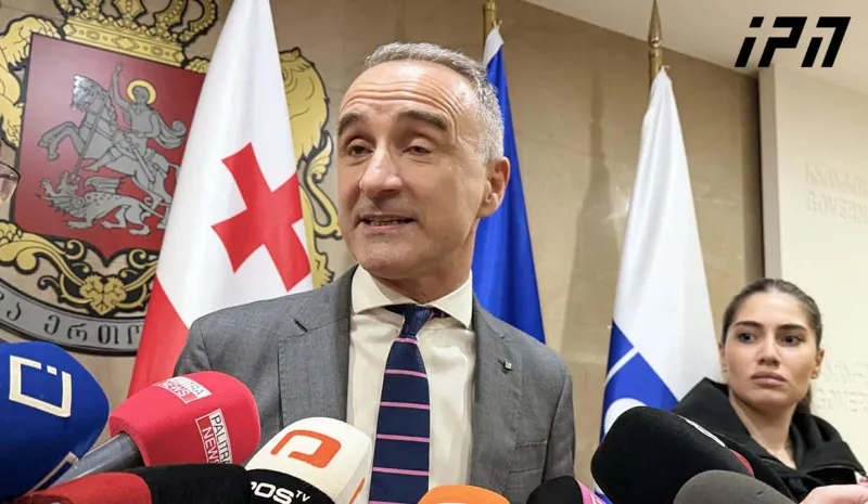 პერე ჯოან პონს სამპიეტრო ჩვენ ვუთხარით პრემიერ მინისტრს და პარლამენტის თავმჯდომარეს, რომ მინიმუმ უნდა განიხილონ იმ პატიმრების გათავისუფლება, რომლებმაც...