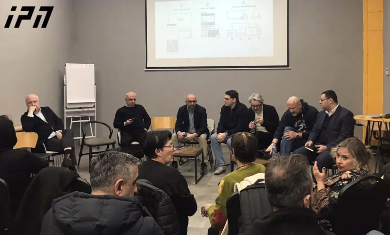 ოპოზიციური ალიანსი პატიმართა ოჯახის წევრებთან შეხვედრას მართავს