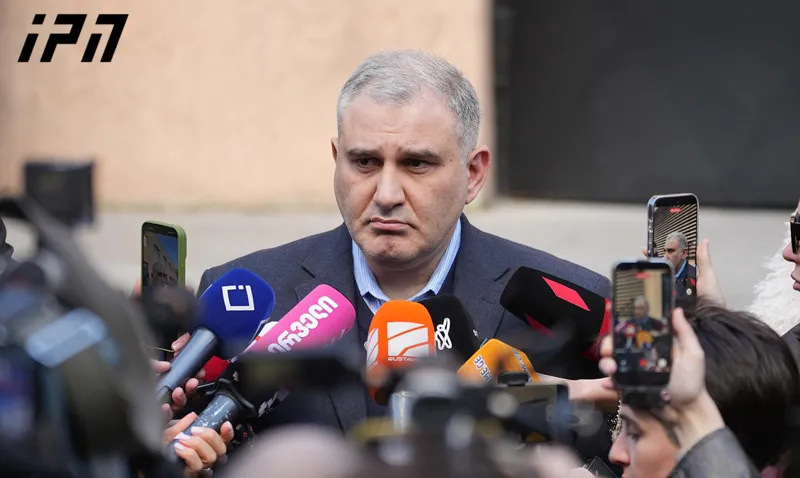 მიხეილ სარჯველაძე შექმნილი ვითარების გათვალისწინებით, პატრიარქის საზღვარგარეთ გადაყვანის საკითხი არ განიხილება რაც შეეხება უცხოელი ექიმის მოყვანას, რო...