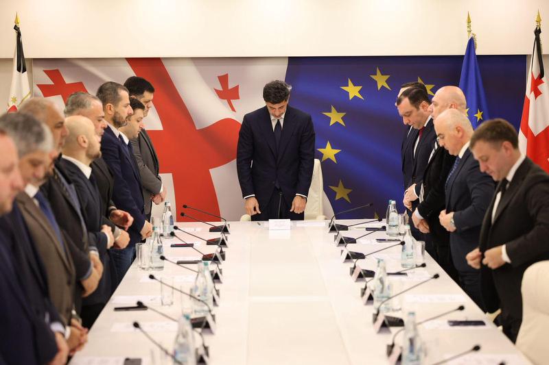 Kakha Kaladze: 整个格鲁吉亚都在哀悼我们精神上的父亲的逝世，这位为国家和民族作出不可估量贡献的人。