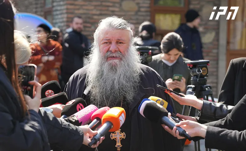 ეპისკოპოსი მიქაელი წმინდა მამების შესახებ რაც წავიკითხე, ასეთი რამ მხოლოდ პატრიარქში ვნახე ქადაგებდა თავისი ქმედებებით და ჩუმად ასწავლიდა რას ნიშნავს ...