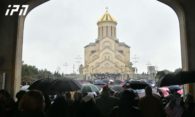 格鲁吉亚所有活跃的教堂和修道院将于3月21日和22日敲响哀悼钟声。