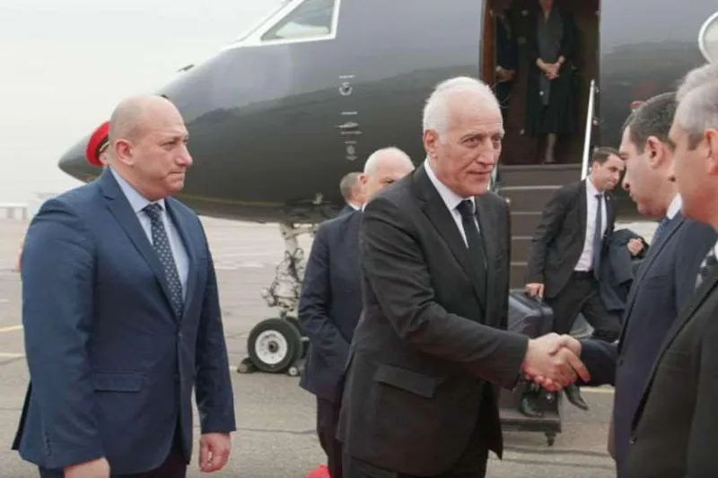 სომხეთის პრეზიდენტი ილია მეორის დაკრძალვაზე დასასწრებად თბილისში ჩამოვიდა