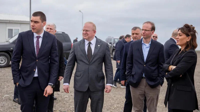 ეკონომიკის მინისტრის მოადგილემ აშშ ს სახელმწიფო დეპარტამენტის ევროპისა და ევრაზიის საკითხთა ბიუროს წარმომადგენელს ანაკლიის ღრმაწყლოვანი პორტის პროექტი...