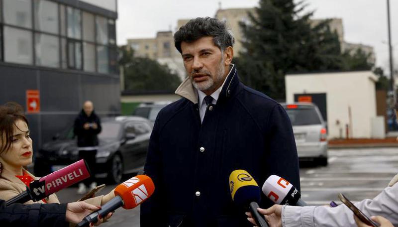 Kakha Kaladze 关于瑞士联邦委员会的决 定 - 当涉及到保护国家利益时，护照的话题是不合适的