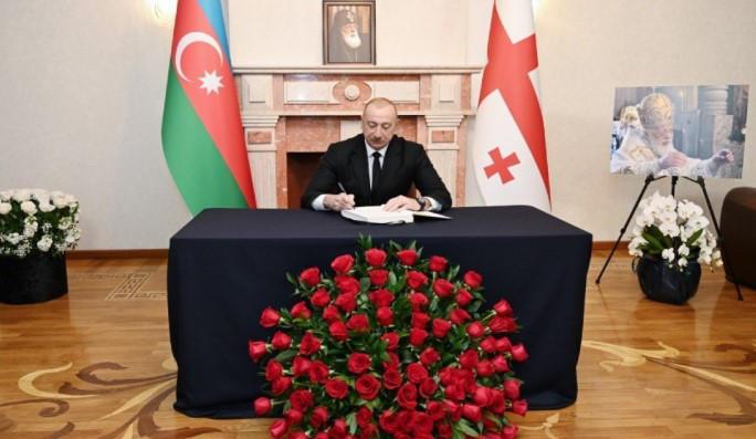 伊利哈姆·阿利耶夫访问格鲁吉亚大使馆并表达对格鲁吉亚牧首的哀悼。