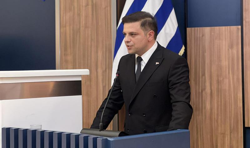 Tsotne Ananidze 当选为阿扎尔最高委员会主席。