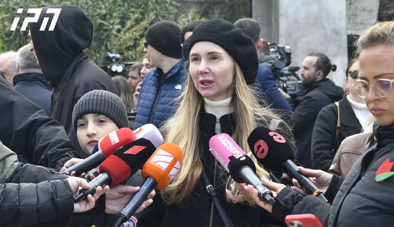 蒂娜·博库查瓦：这个国家有一个伪政府，它无法保护人们在4月9日为这些价值观而牺牲生命——今天，站在Rustaveli的人也在为这些价值观而战。