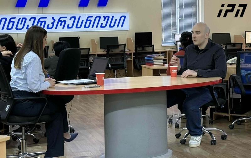 伊拉克利·帕夫列尼什维利对玛卡·博乔里什维利的声明：他们尽一切努力阻挡通往欧洲一体化的道路——让他们展示哪怕一个他们是建设性的步骤——我们没有要求太多