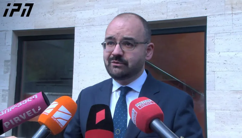 გრიგოლ გეგელია ვაიმარის სამკუთხედის დელეგაციასთან შეხვედრის შესახებ ჩვენ განვიხილეთ ყველა ის ძირითადი საკითხი, რომელიც წარმოადგენს ჩვენი დემოკრატიის გ...