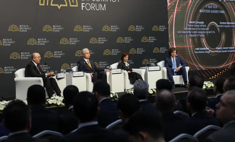 ირაკლი კობახიძე ოფიციალურ ორგანიზაციებში შესამჩნევია არაფორმალური გავლენები, სუვერენიტეტის დაცვის ნაცვლად ქვეყნებს უქმნიან გამოწვევებს და ამის კარგი მ...