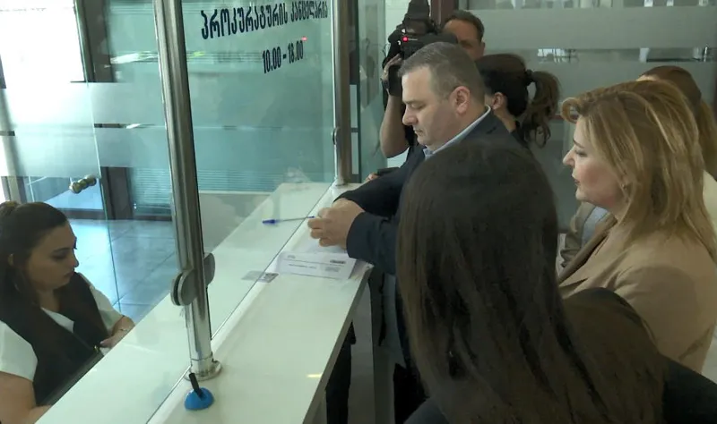 The party “Gakharia For Georgia” has appealed to the Prosecutor’s Office demanding the launch of an investigation into the physical confrontation in Parliament