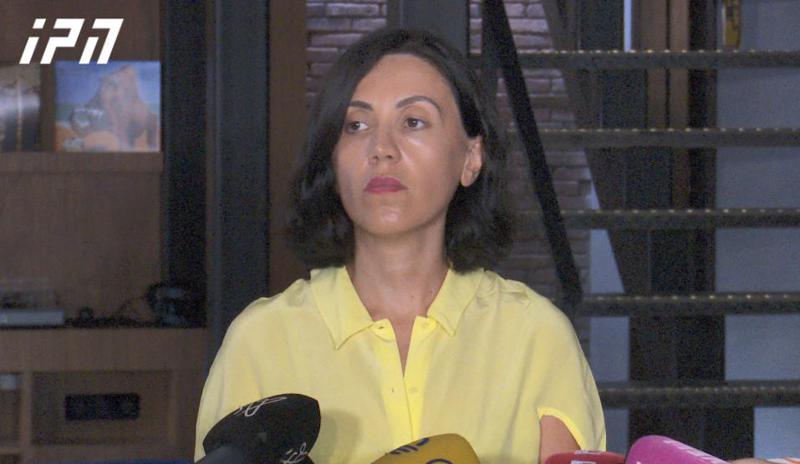 阿娜·齐特利泽不排除推举自己担任“国 家运动”主席候选人。