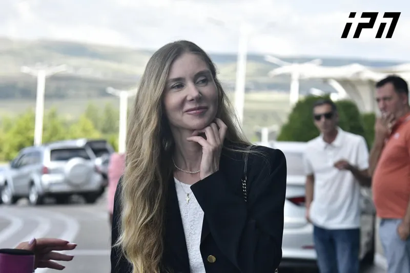 Tina Bokuchava arrives at National Movement congress