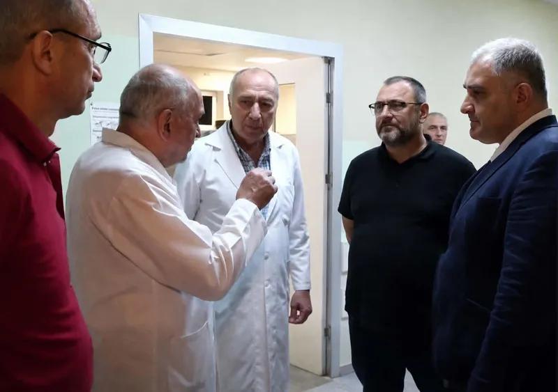 The Minister of Health visited those injured as a result of the traffic accident on Gomi Mountain at the Batumi Republican Hospital and the Chokhatauri medical facility