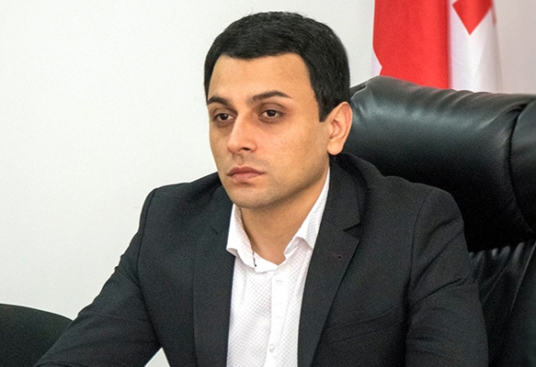 მარნეულის მერს თემურ აბაზოვს უფლებამოსილება ოფიციალურად შეუწყდა