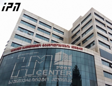 კორონავირუსით  ინფიცირებული 2 სამედიცინო პერსონალიდან, ერთი ინგოროყვას კლინიკის ექიმია