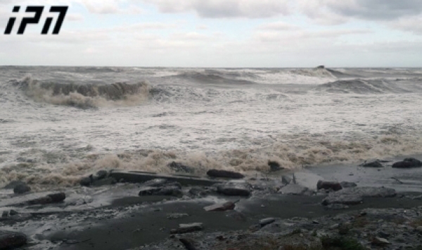 შავი ზღვის მთელ სანაპიროზე 3-4-ბალიანი შტორმია
