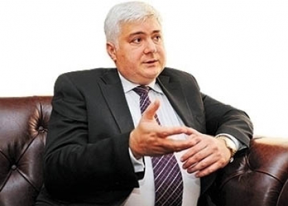 სლოვენიაში საქართველოს ყოფილი ელჩი  - ევროპაში საქართველოს დიპლომატიურ მისიებში 18-წლიანი უწყვეტი საქმიანობის შემდეგ დღეს უკვე ფორმალურად დავუბრუნე დიპლომატიური პასპორტი საგარეო საქმეთა სამინისტროს - სად მივდივართ? ევროპაში!