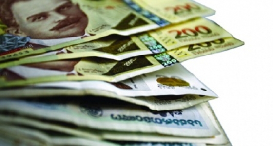 2025 წლის ბიუჯეტის პროექტის პირვანდელი ვერსიით, საჯარო სკოლების ადმინისტრაციული პერსონალისა და მანდატურის ხელფასების 10%-იანი ზრდა იგეგმება