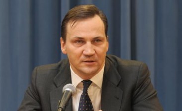 პოლონეთის საგარეო საქმეთა მინისტრი - უკრაინას კრემლთან მოლაპარაკებებს არ უნდა ვაძალებდეთ, “ჯიბის ჩემბერლენები” ისედაც საკმარისად არიან
