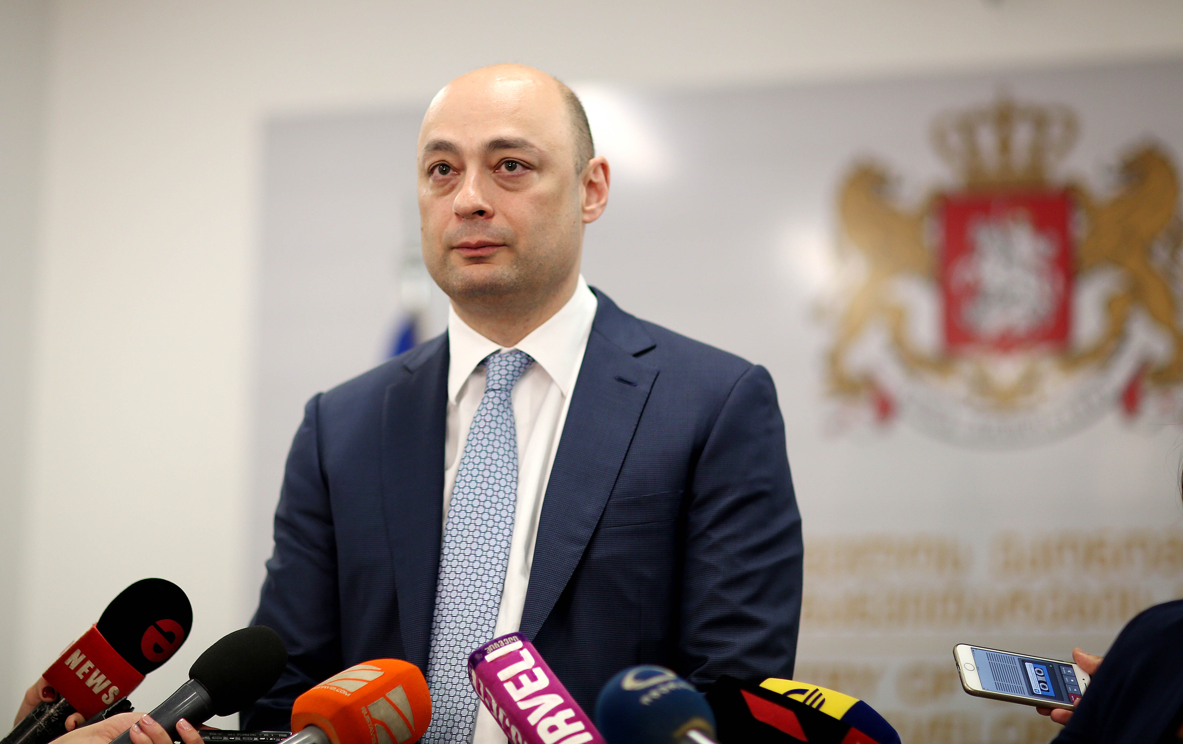 გიორგი ქობულიას განცხადებით, კანაფის კულტივაციის კანონპროექტის გაწვევის მიზეზი გახდა ის, რომ საზოგადოებისგან დიდი უკმაყოფილება იყო