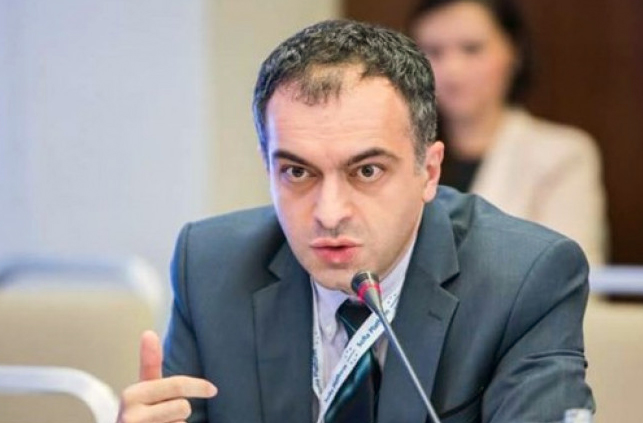 თორნიკე შარაშენიძე -  ჩახუტებას, რომელიც „ქართულმა ოცნებამ“ დააანონსა, ჯერჯერობით ადგილი არ აქვს
